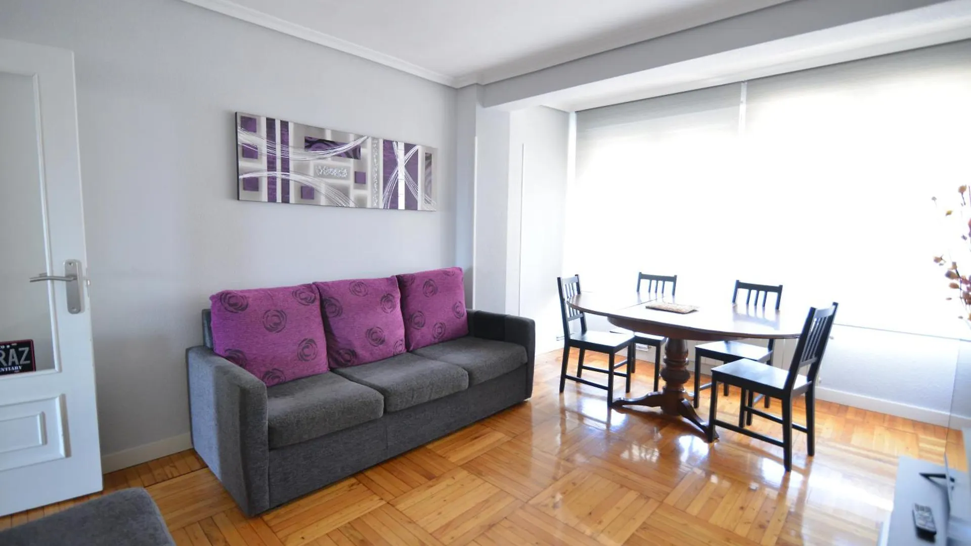 Apartment El Apartamento De San Manolo By Just Room Santander Spain
